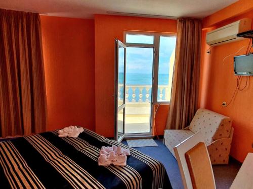 Hotel Paros - image 2