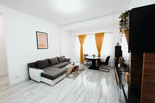 . Cozy Aparthotel - Central City Suceava