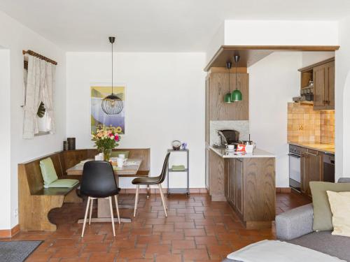 Apartment Casa Ramarro by Interhome