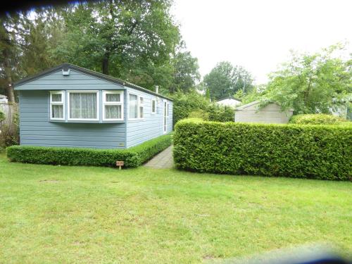  Chalet Adelaar, Unterkunft in Vledder