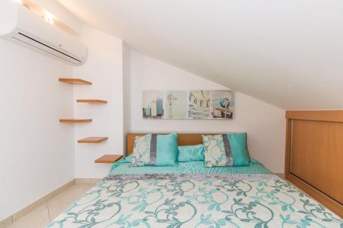 Apt - ROCHA 5T3 By ALGARVEMANTA