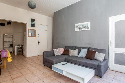 Charming flat in the old center of La Ciotat - Welkeys