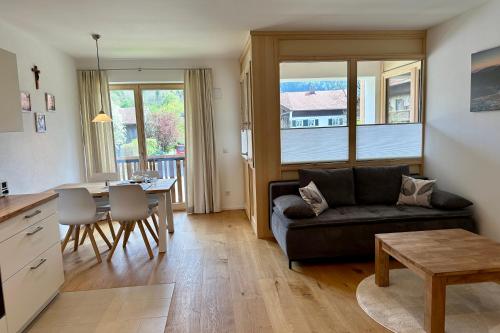 Apartment Breitensteinblick - wandern, radeln und Mehr in 菲施巴赫豪