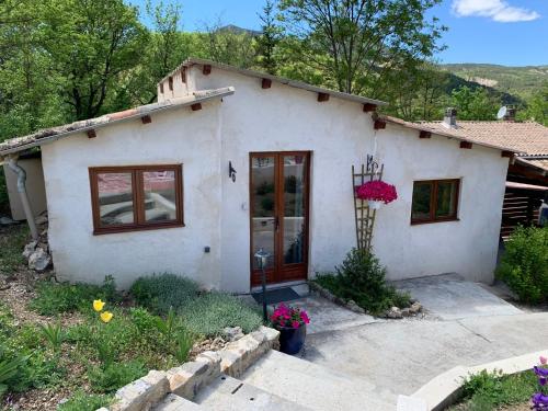 Maison Castellane Chambre d'Hotes B&B