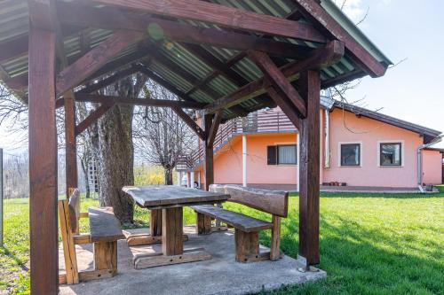 Apartments for families with children Grabovac, Plitvice - 20709