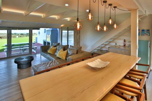 Barefootin Beachfront Cottage, Loadshedding-Proof, Steps Away from Langebaan Main Beach Bliss photo 1