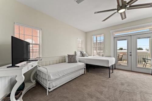 Shells and Bells Ocean Paradise - Sleeps 24, 2 Private Pools