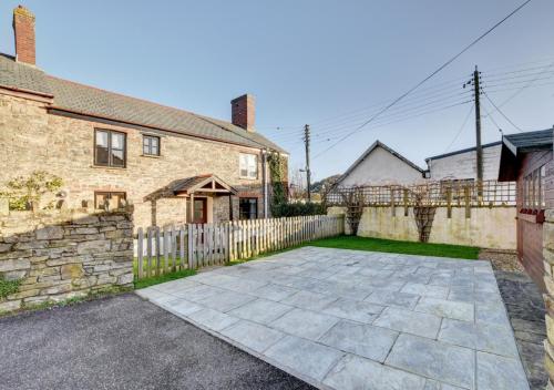 Cross Farm Cottage