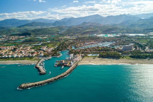  Appartamento Tramontana Portorosa - Residence Delfino in Furnari