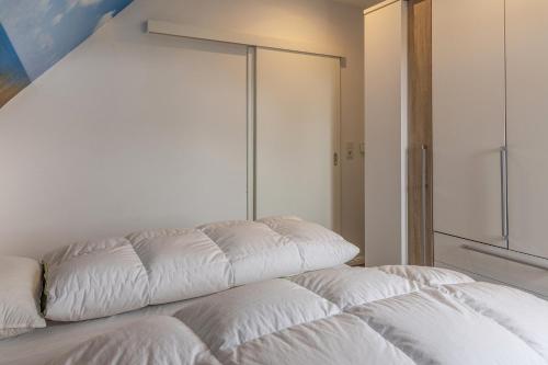 Apartment with Balcony image 2