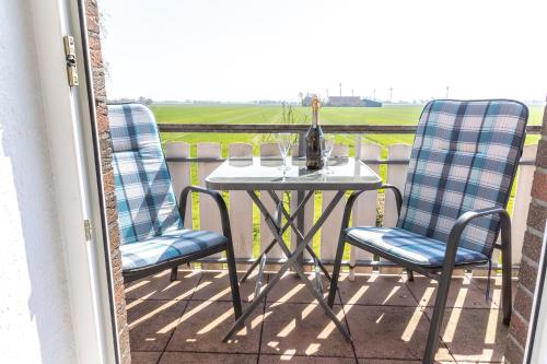 Apartment with Balcony image 10