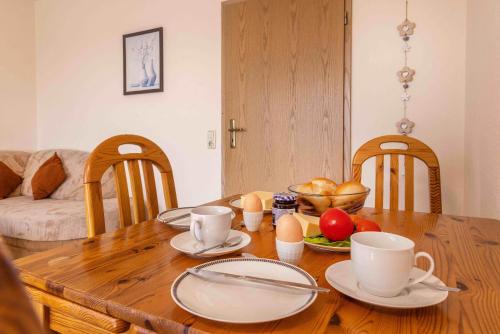 Apartment with Terrace image 10