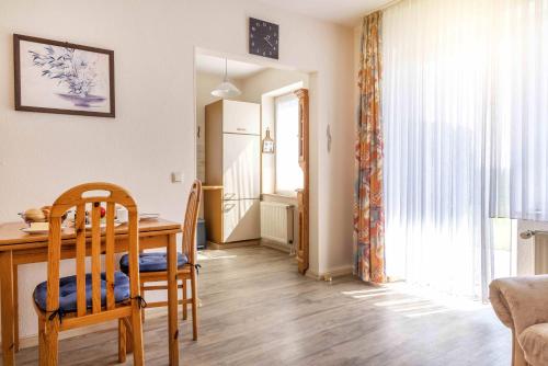 Apartment with Terrace image 9