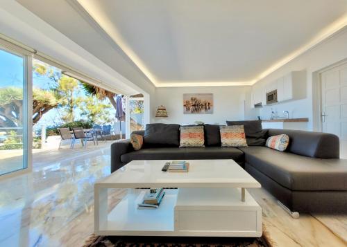 Another Day in Paradise