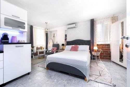 Apartments Casa Ivona - image 10