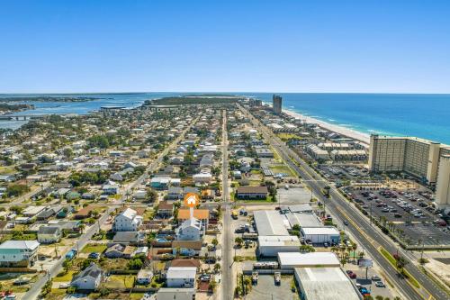 Shells and Bells Ocean Paradise - Sleeps 24, 2 Private Pools