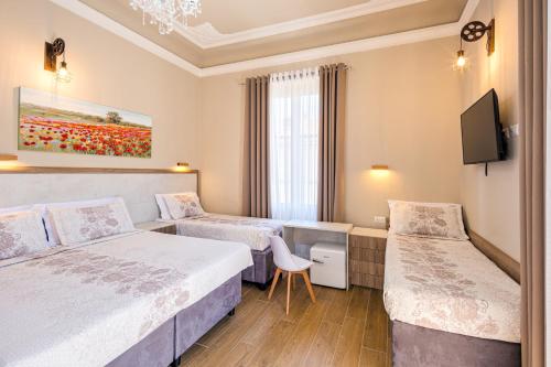 Hotel Bijou - image 8