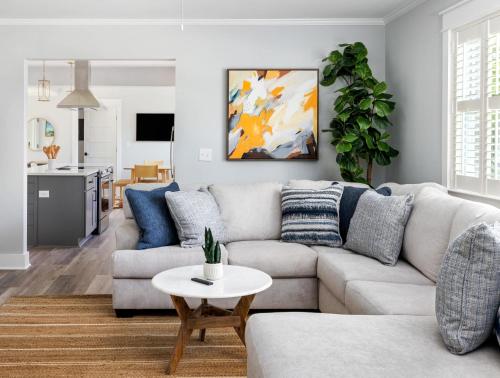 Palmetto Grove Walk to Shem Creek Mins to Dwtn Palmetto Grove Walk to Shem Creek Mins to Dwtn