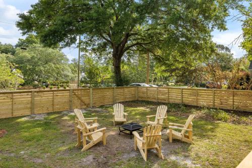 Palmetto Grove Walk to Shem Creek Mins to Dwtn Palmetto Grove Walk to Shem Creek Mins to Dwtn