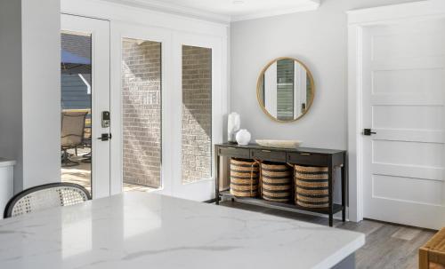 Palmetto Grove Walk to Shem Creek Mins to Dwtn Palmetto Grove Walk to Shem Creek Mins to Dwtn