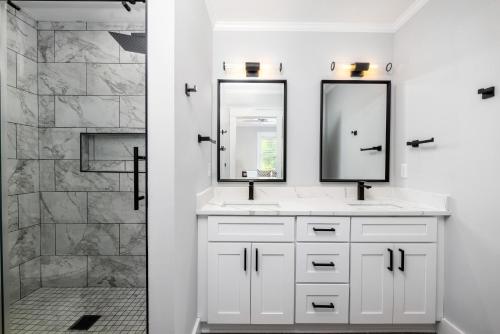 Palmetto Grove Walk to Shem Creek Mins to Dwtn Palmetto Grove Walk to Shem Creek Mins to Dwtn