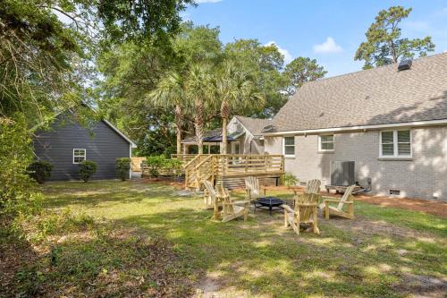 Palmetto Grove Walk to Shem Creek Mins to Dwtn Palmetto Grove Walk to Shem Creek Mins to Dwtn