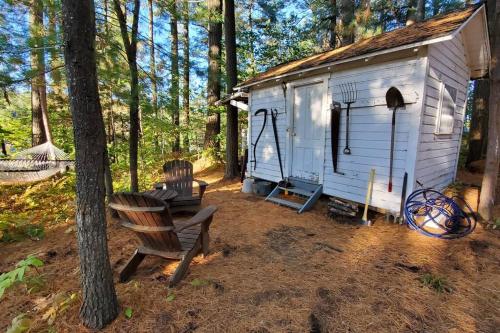 The Stabbin Cabin on Grant Island Brantingham Lake