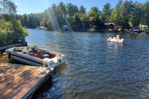 The Stabbin Cabin on Grant Island Brantingham Lake