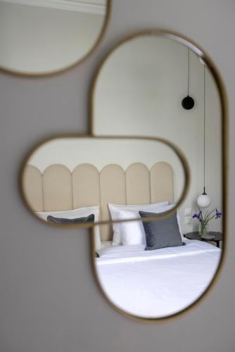 Acropolis Villa 3BR 9ppl 10 minutes Metro&Museum, Athens