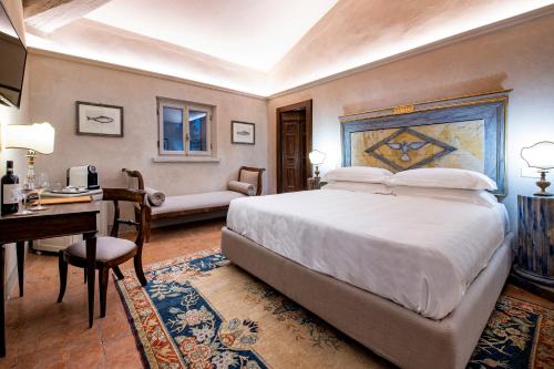 Book the Junior Suite Junior Suite