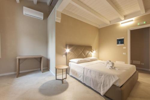 2 king beds