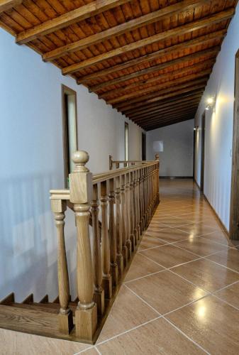 ทางเข้า, Spacious Villa in Celorico de Basto with Private Pool in โกเดโกโซ