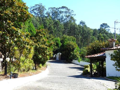 2 bedrooms villa with lake view private pool and enclosed garden at Vila Nova de Famalicao