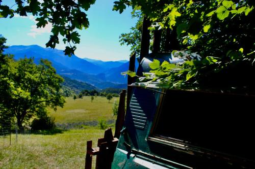 Camping - Castellane - Provence-Alpes-Côte d'Azur - Camping Caravane en pleine nature à l’élevage du Roc - Image #0