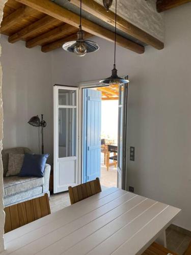 Blue Calm Luxury Villa in Sifnos