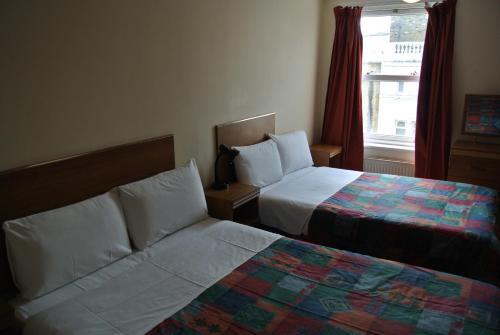 Carlton Hotel - image 10