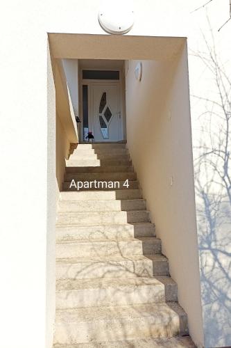 Apartmani Željka 4