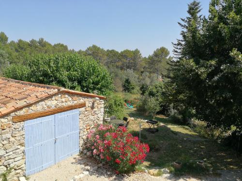 Bastide Provençale Les Mûriers d'Engaspaty