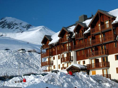 Exterior view, Appart SFL 1650m in Montgellafrey