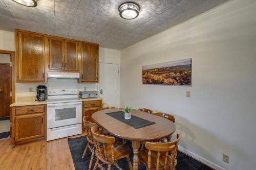 Badlands Suite - Walk to Roosevelt National Park - image 12