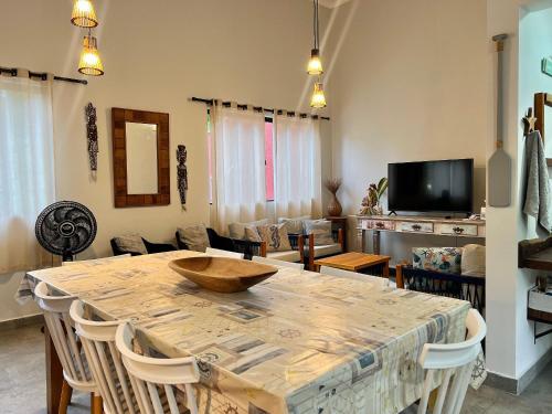 Casa a 3 min andando da Praia de Paúba com WIFI top Casa a 3 min andando da Praia de Paúba com WIFI top