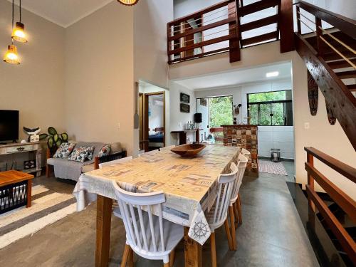 Casa a 3 min andando da Praia de Paúba com WIFI top Casa a 3 min andando da Praia de Paúba com WIFI top