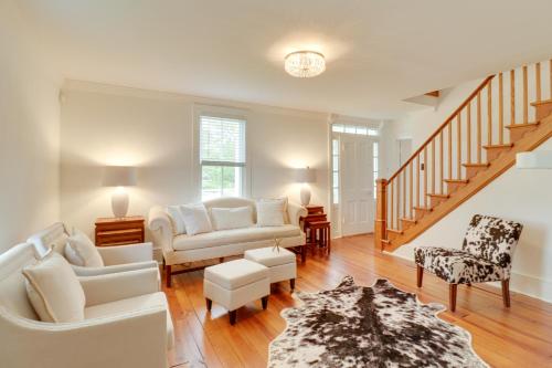 Quiet Farmhouse on 77 Acres Near Shenandoah River! in Elkton, USA