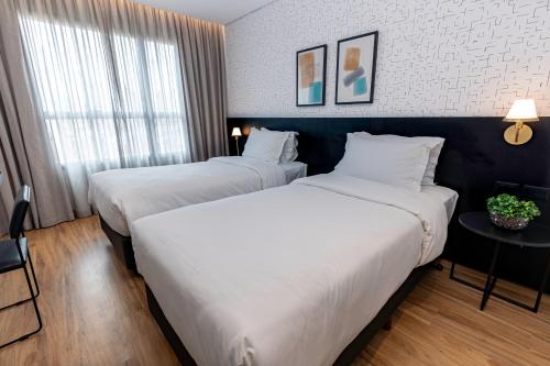 Standard Twin Room - 2 Single Beds image 2
