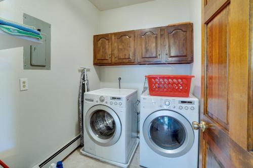 Monument House - Breweries Hiking and Museums! - main image