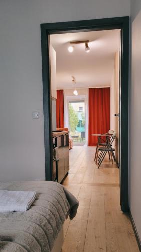 Green Terrace Family Apartment - 2 Terraces, Free Parking, NETFLIX Cinema, Breslau (Foto 9)