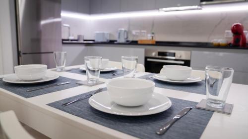 E1 Suites & Spa aparthotel style - Gym & Spa, Gibraltar (photo 11)