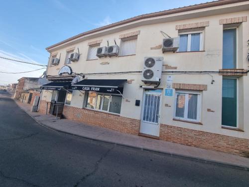Viesnīcas āriene, Hostal CASA FRAN in Montearagón