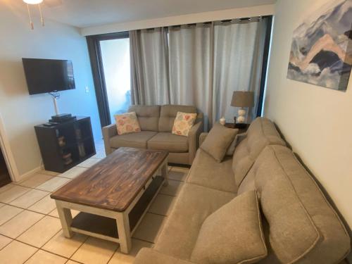 Island Winds West 271 by ALBVR - Awesome location! Walk to Hangout and more - Beachfront complex with indirect side-views thumb 2