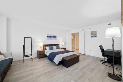 TWO Bold Beachfront Condos by CozySuites - image 9